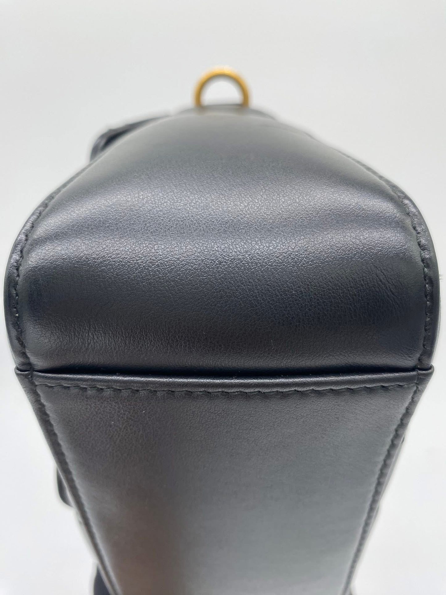 Gucci GG Marmont Top Handle Small