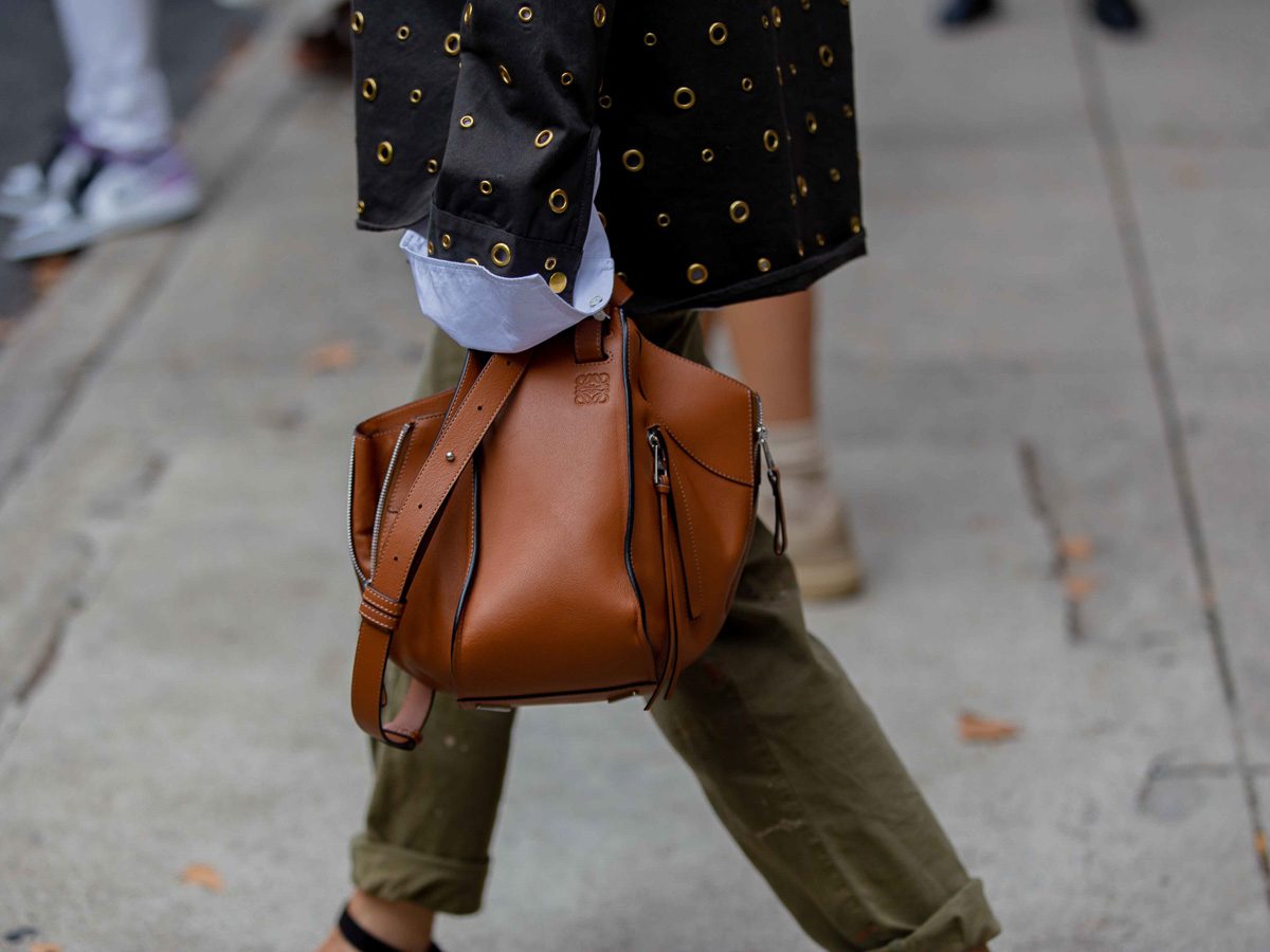 Loewe Hammock Small Bag in Taupe